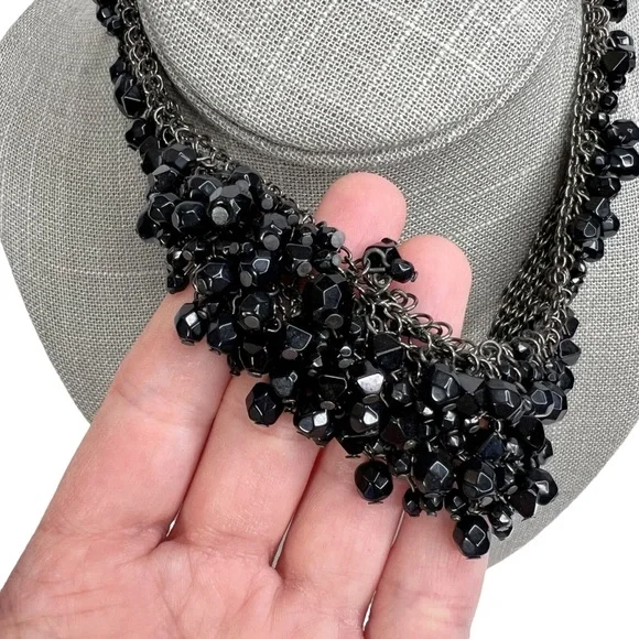 Black Faceted Acrylic Cluster Gunmetal Statement Bib Necklace - Picture 2 of 8